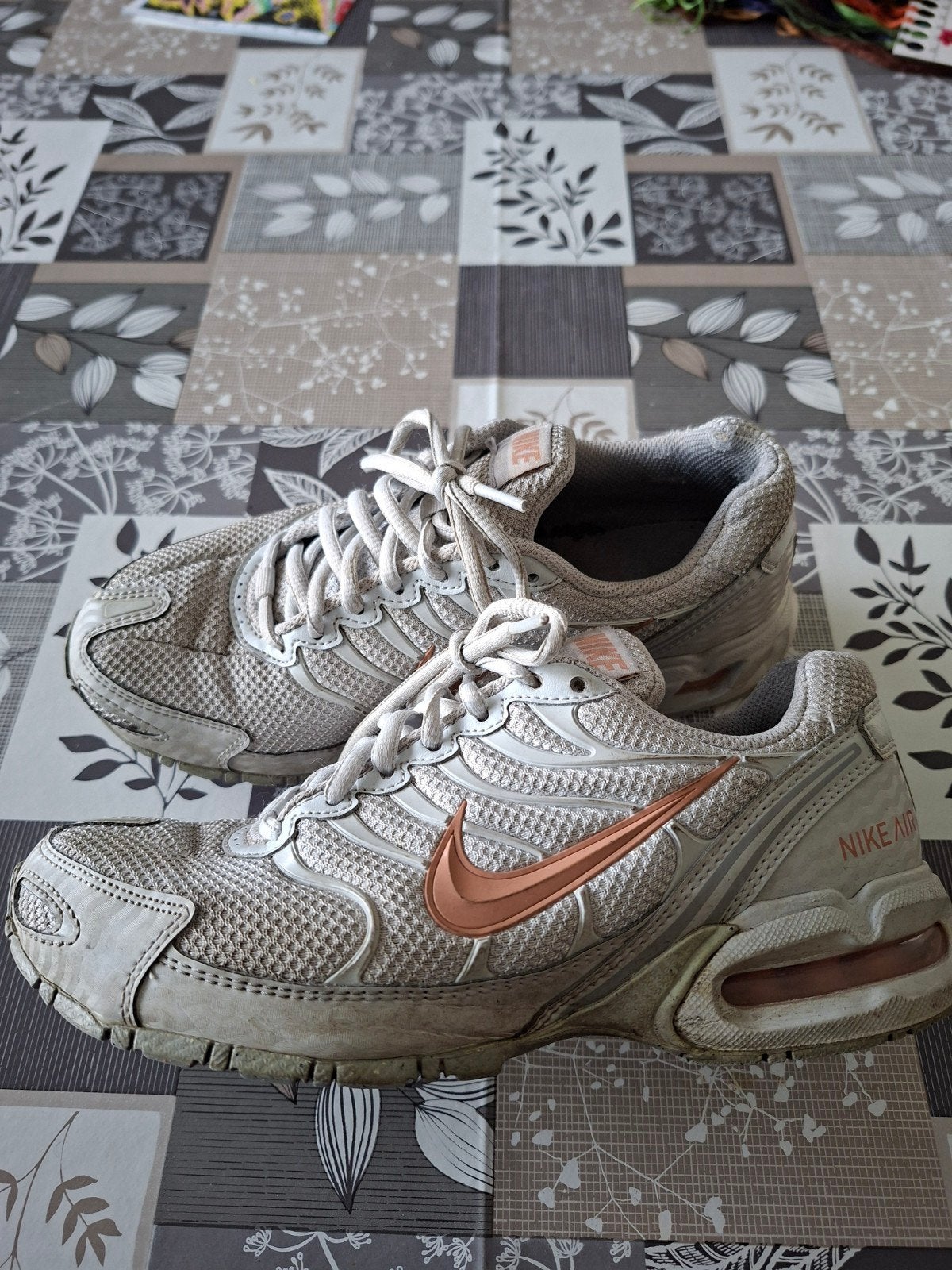 Nike Air Max Torch 4 Platinum Rose Gold - Maat 38, Ophalen of Verzenden