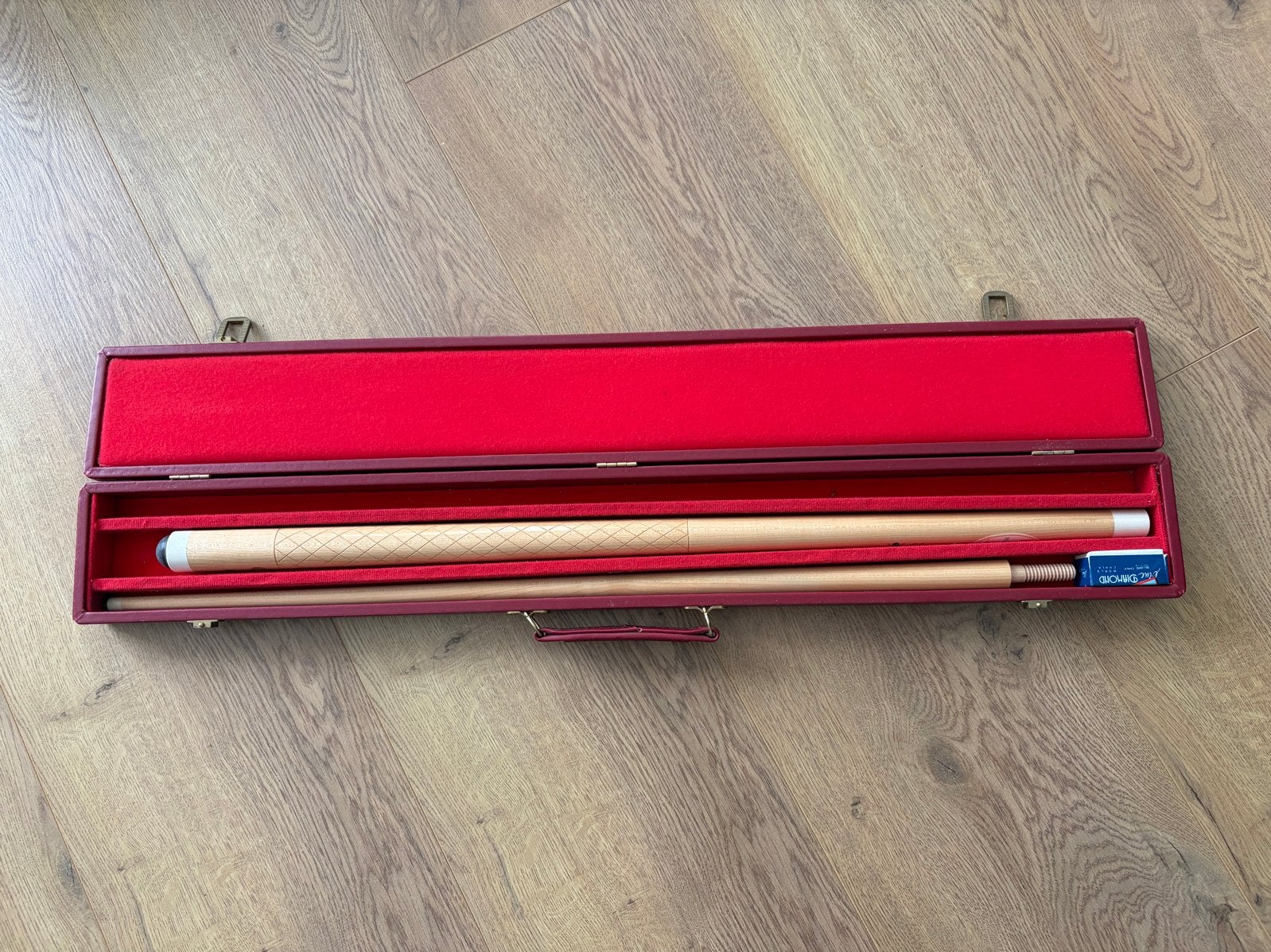 Longoni biljartkeu met parelmoer inleg en koffer, Ophalen of Verzenden, Gebruikt, Keu of Ballen
