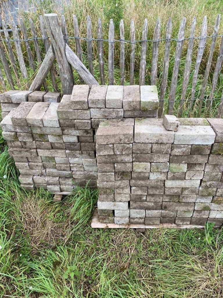 partij betonklinkers klinkers stenen GRATIS, Tuin en Terras, Tegels en Klinkers, Ophalen, Gebruikt, Beton, Klinkers