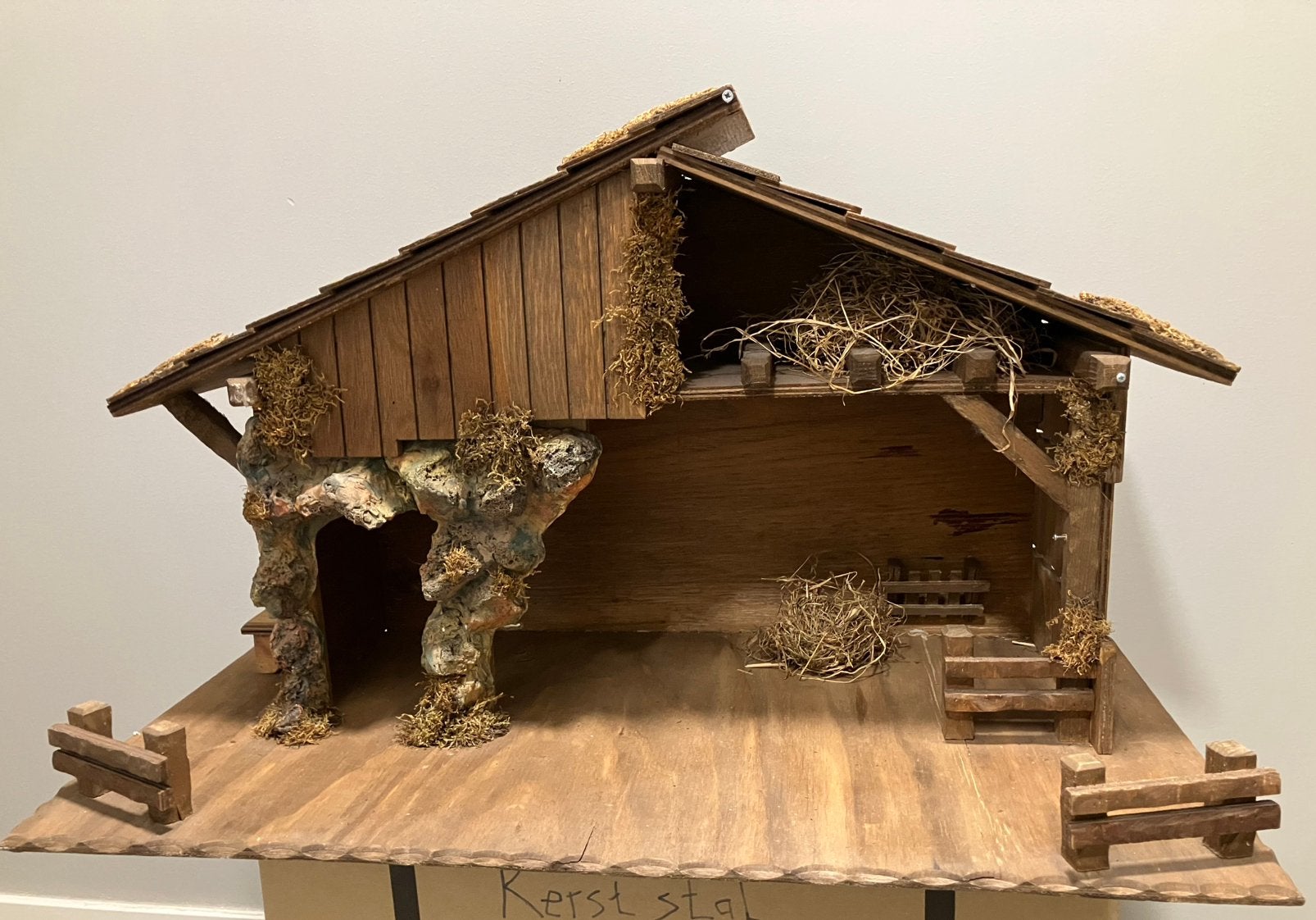Supermooi! Houten Kerststal handgemaakt, Ophalen, Zo goed als nieuw