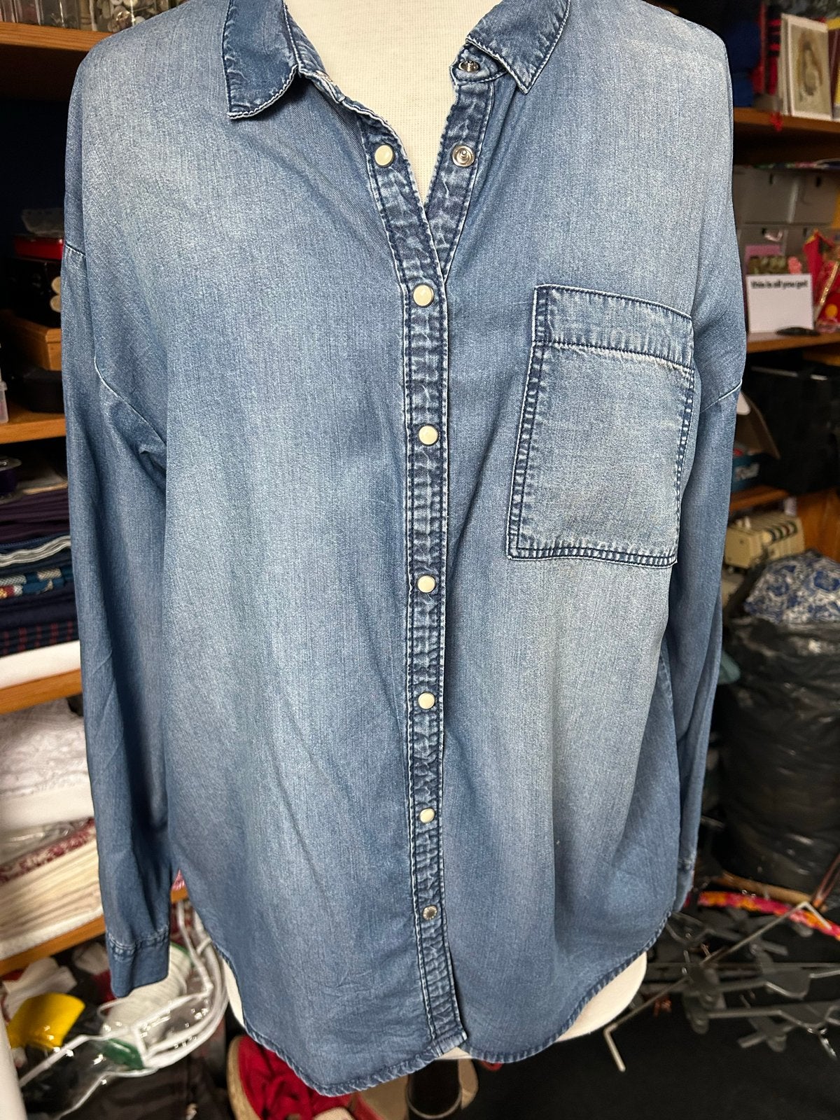Stijlvolle spijkerblouse van Divided by H&M, Ophalen of Verzenden, Zo goed als nieuw, Maat 38/40 (M), Blauw