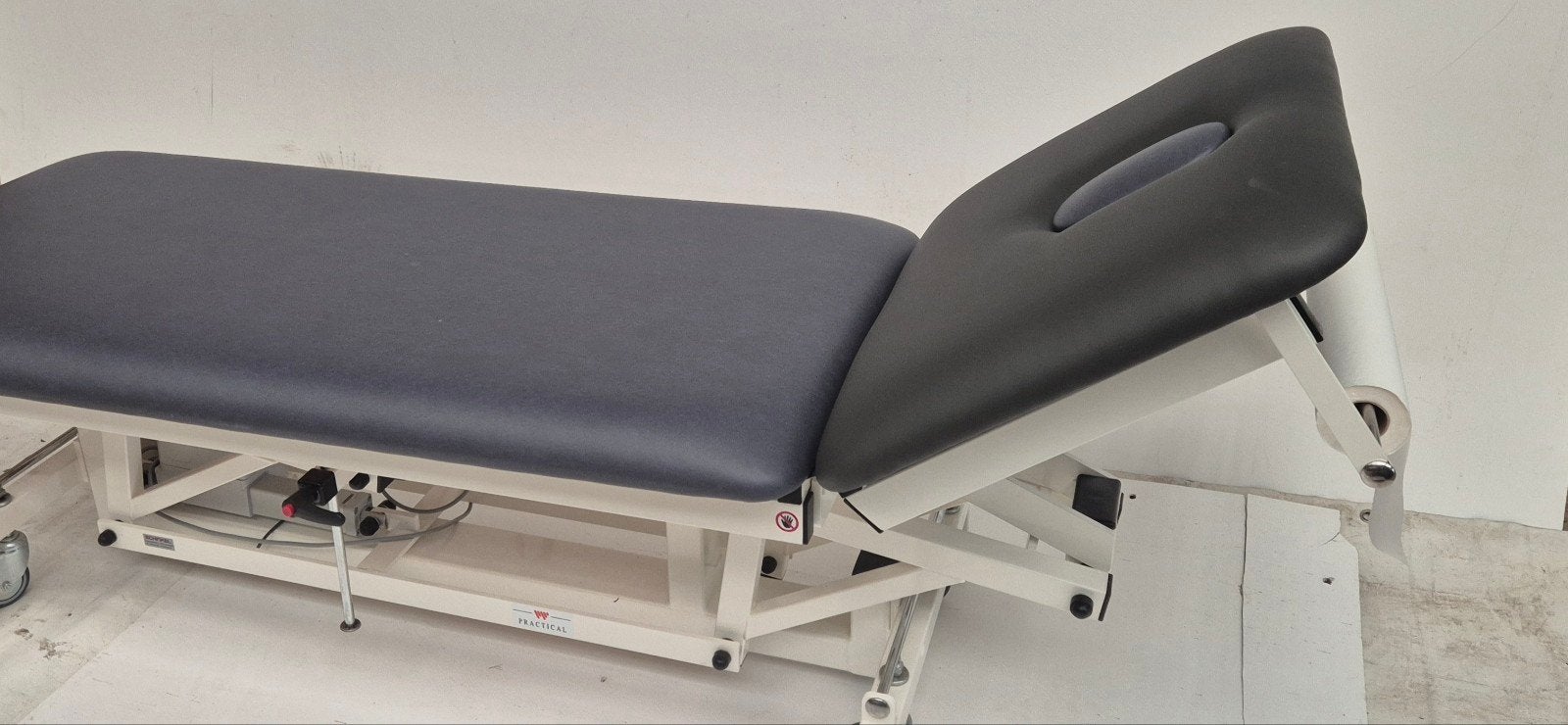 behandelbank elektrisch, massagetafel, Ophalen, Gebruikt, Massagetafel