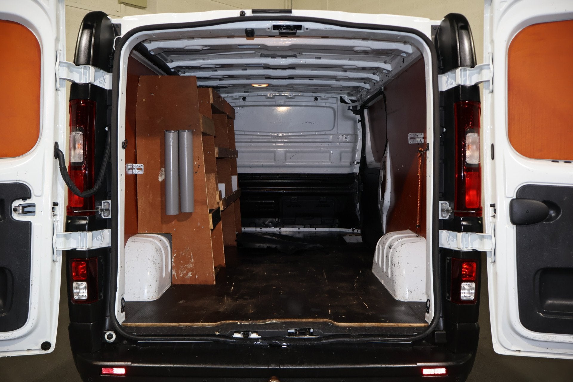 Renault Trafic 1.6 dCi 120pk L2 H1 Airco Trekhaak (bj 2018), Auto's, Voorwielaandrijving, Gebruikt, Euro 6, 4 cilinders