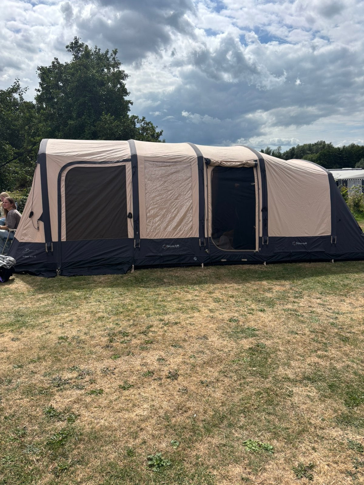 Tent, Ophalen, Zo goed als nieuw