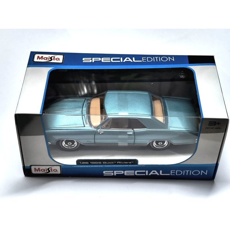 Maisto 1965 Buick Riviera Lichtblauw 1:24, Maisto, May Cheong Group France S.A.S., Auto, Parc Ariane, Le Vénus  ⠀ ⠀2 rue Hélène Boucher  ⠀ ⠀78280 ⠀GUYANCOURT  ⠀ ⠀Frankrijk