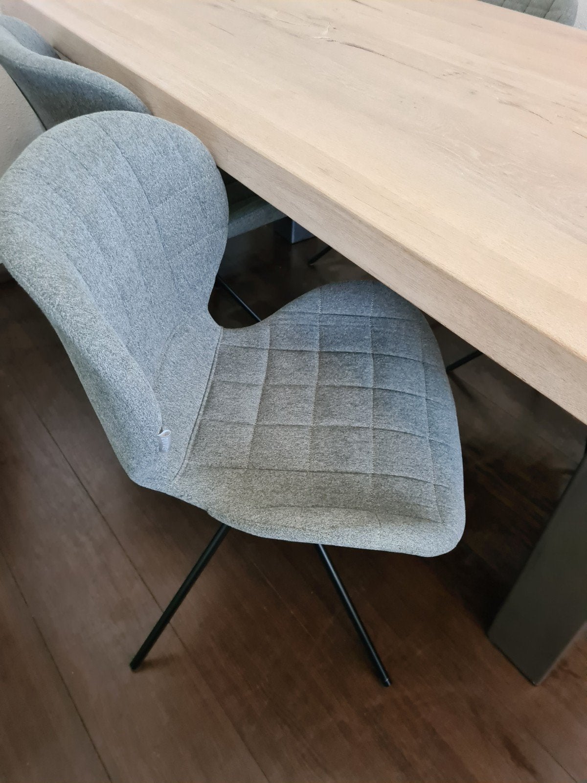 4x Zuiver Omg eetkamerstoelen grijs - Zo goed als nieuw, Huis en Inrichting, Stoelen, Ophalen, Zo goed als nieuw, Grijs, Vier