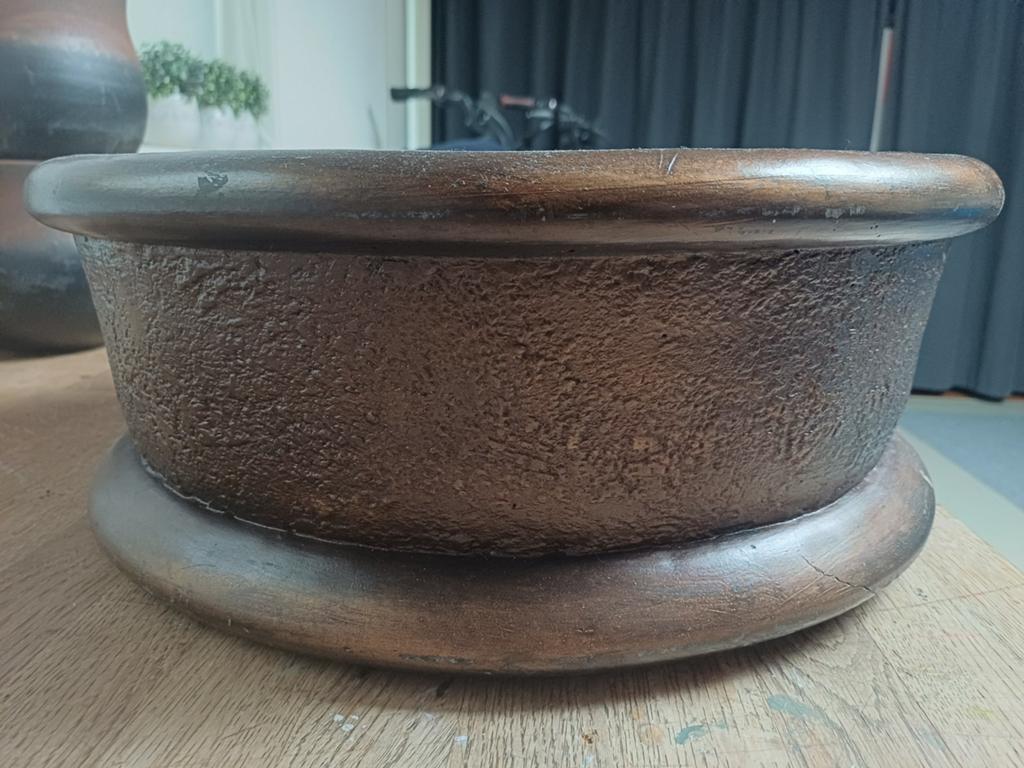 Zware beton en bloembak bronskleur, Tuin en Terras, Ophalen, Minder dan 30 cm, Rond, Zo goed als nieuw