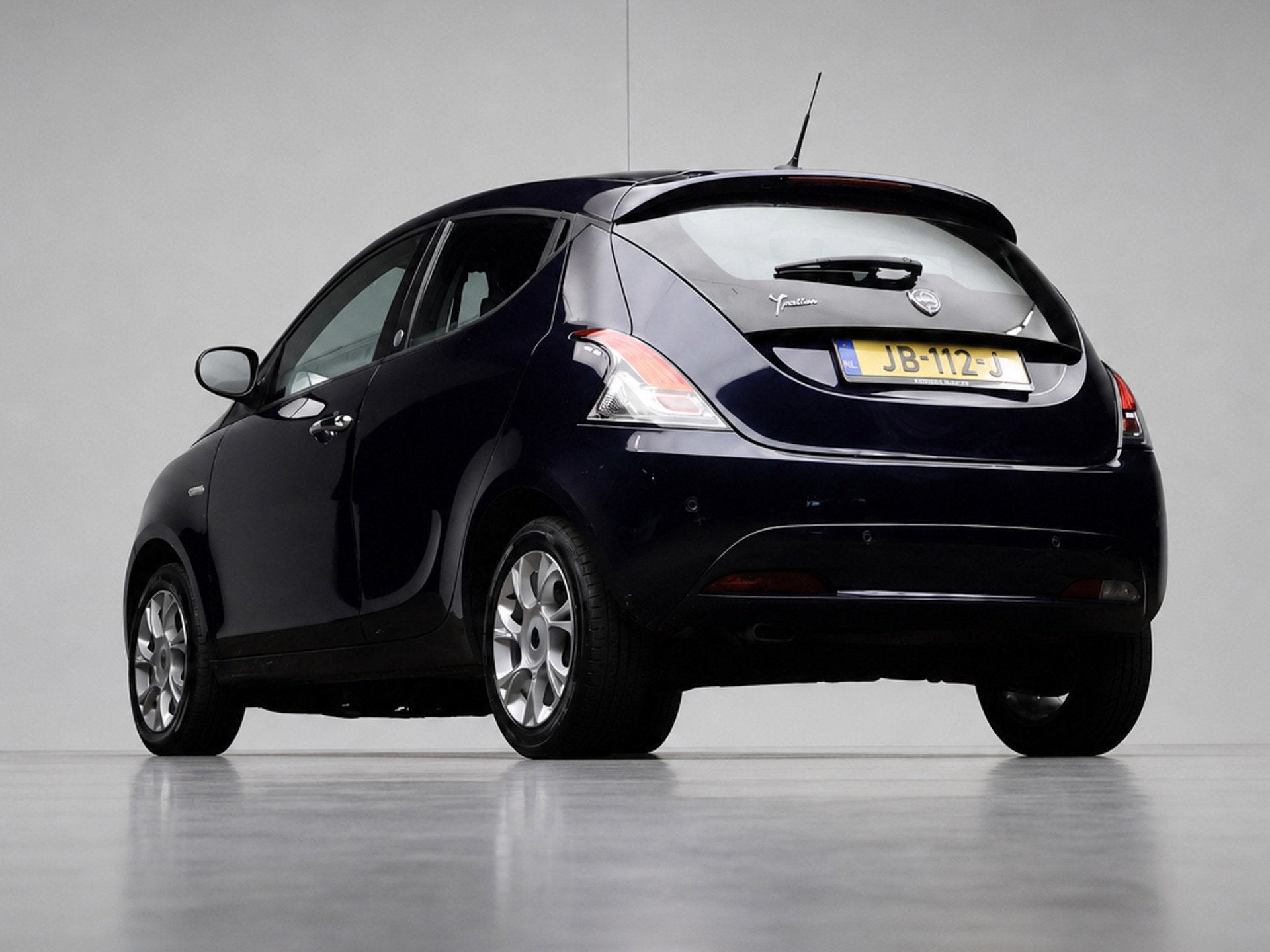 Lancia Ypsilon 0.9 TwinAir Opening Edition (CRUISE,AIRCO,SPO, Auto's, Origineel Nederlands, 2 cilinders, Hatchback, Voorwielaandrijving