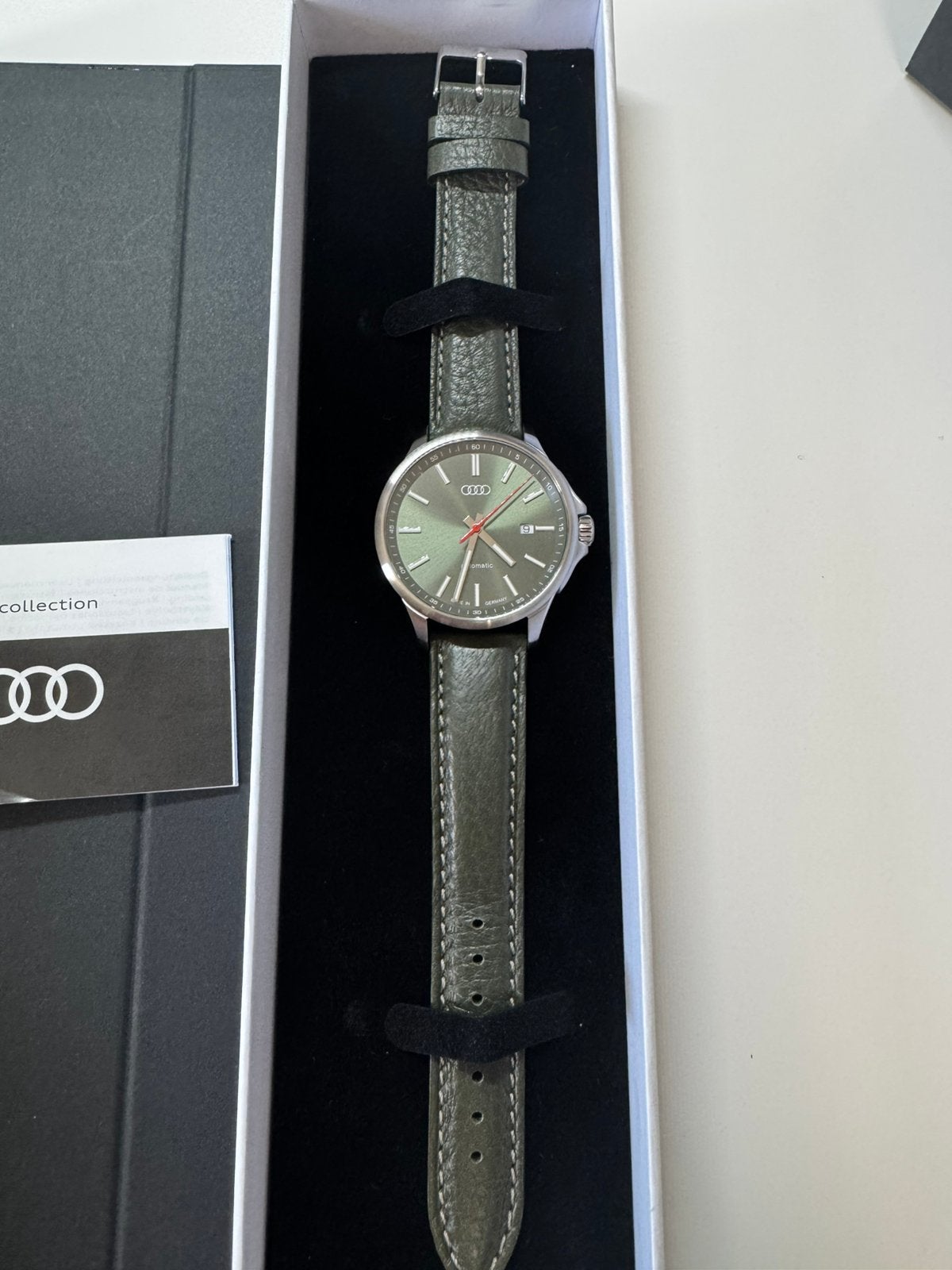 Audi automatisch horloge - grijsgroen, Leer, Polshorloge, Zo goed als nieuw, Ophalen
