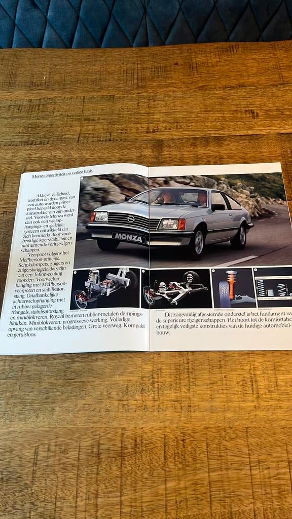 Opel Monza brochure - Nederlandstalig, Ophalen of Verzenden, Zo goed als nieuw, Opel