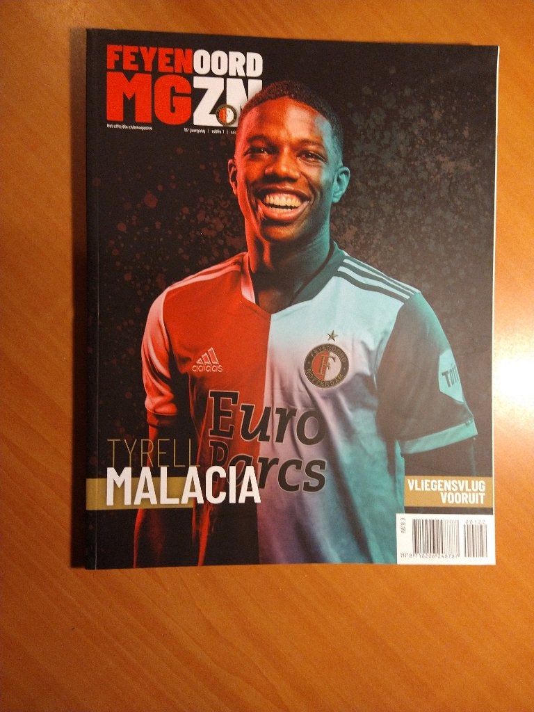 Feyenoord Magazine seizoen 2021-2022 nr. 1, Ophalen of Verzenden, Zo goed als nieuw, Overige niveaus, Nederlands