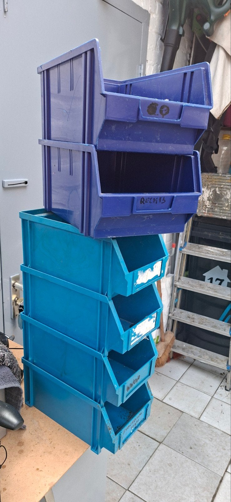 te koop  opberg bakken  6 stuks