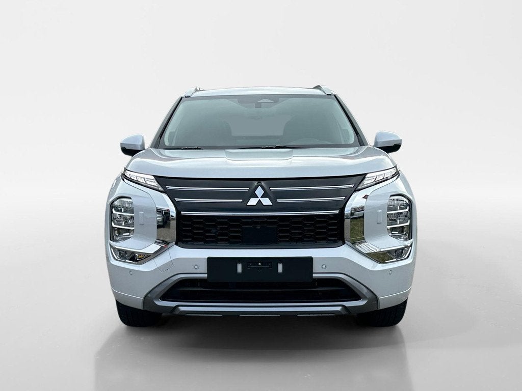Mitsubishi Outlander 2.4 PHEV Instyle | 5.000 EURO KORTING |, Auto's, Mitsubishi, Automaat, 2095 kg, Outlander, 4 cilinders