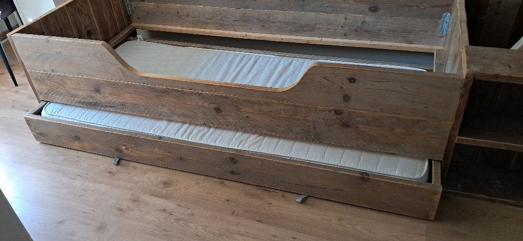Foto 4 van Steigerhout bed