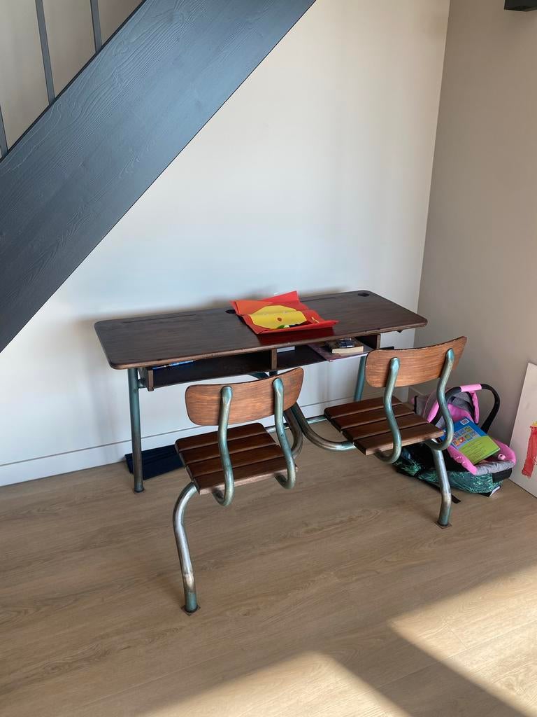 Vintage schoolbank met twee stoelen, Ophalen