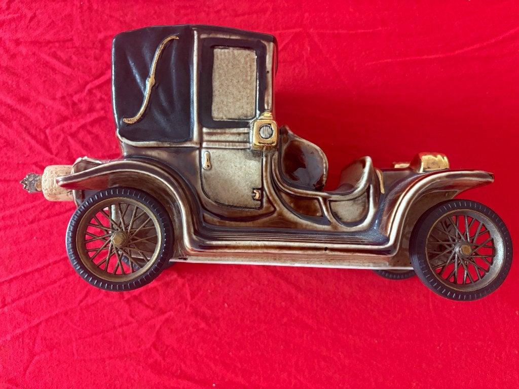 Antiek,Italiaanse keramische likeurflesvorm Lanchester1908, Ophalen of Verzenden