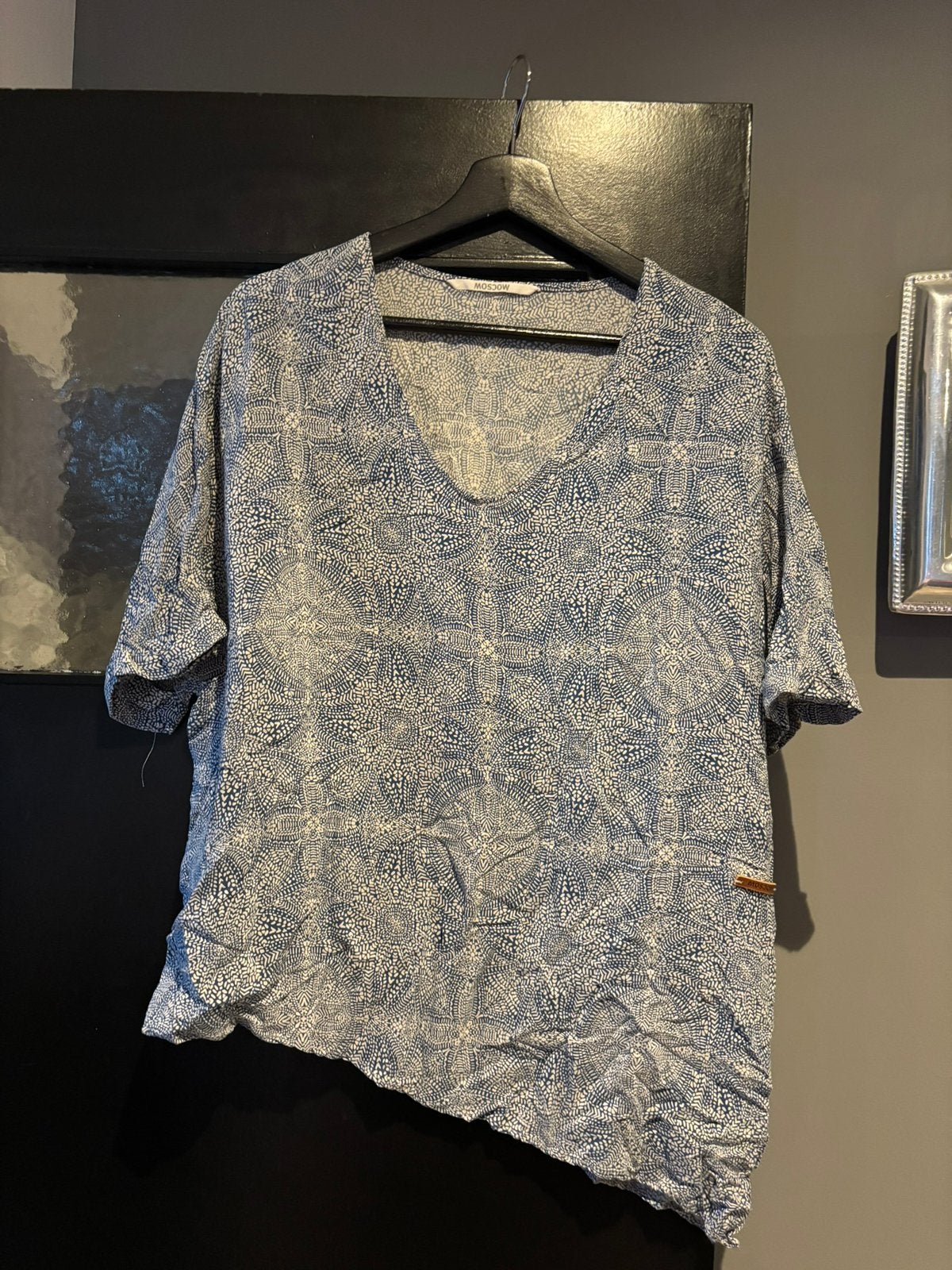 Moscow blouse maat l, Verzenden, Zo goed als nieuw, Maat 38/40 (M), Blauw