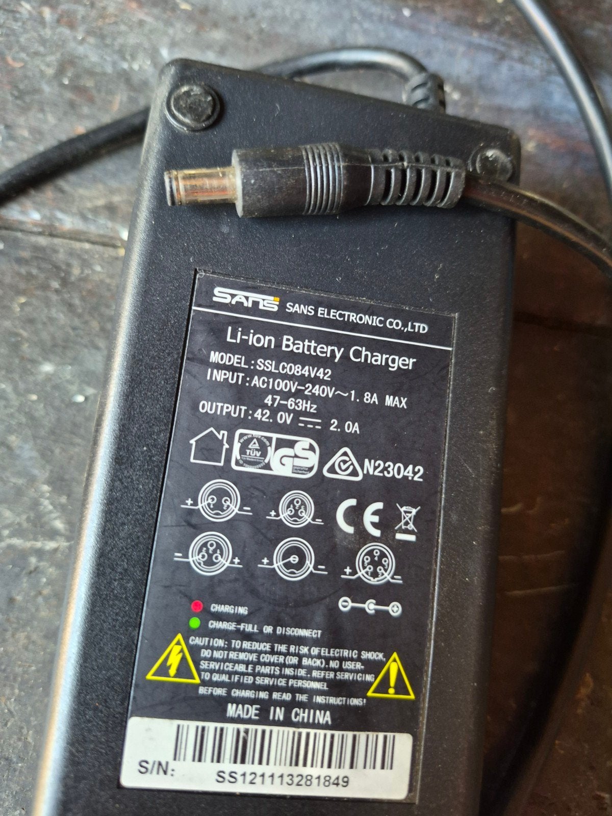 SANS Li-ion Batterijlader 42.0V 2.0A, Gebruikt