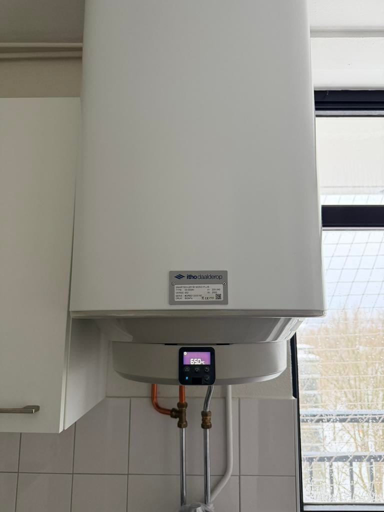 Itho daalderop smartboiler 2022 80liter, Doe-het-zelf en Verbouw, Geisers en Boilers, 20 tot 100 liter, Zo goed als nieuw, 3 t/m 5 jaar oud