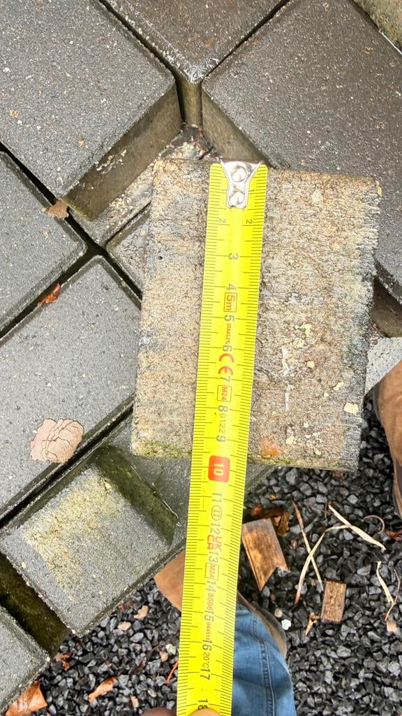 Straatstenen gratis af te halen, Doe-het-zelf en Verbouw, Metselstenen, Ophalen, Zo goed als nieuw, Bakstenen