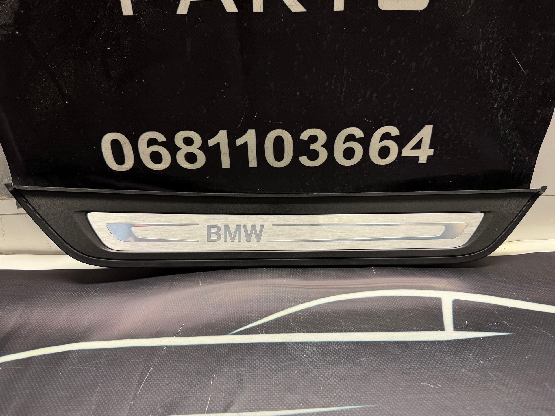 BMW 5 Serie G30 G31 Instaplijst Links Achter 51477381329, Gebruikt, -, -, Links