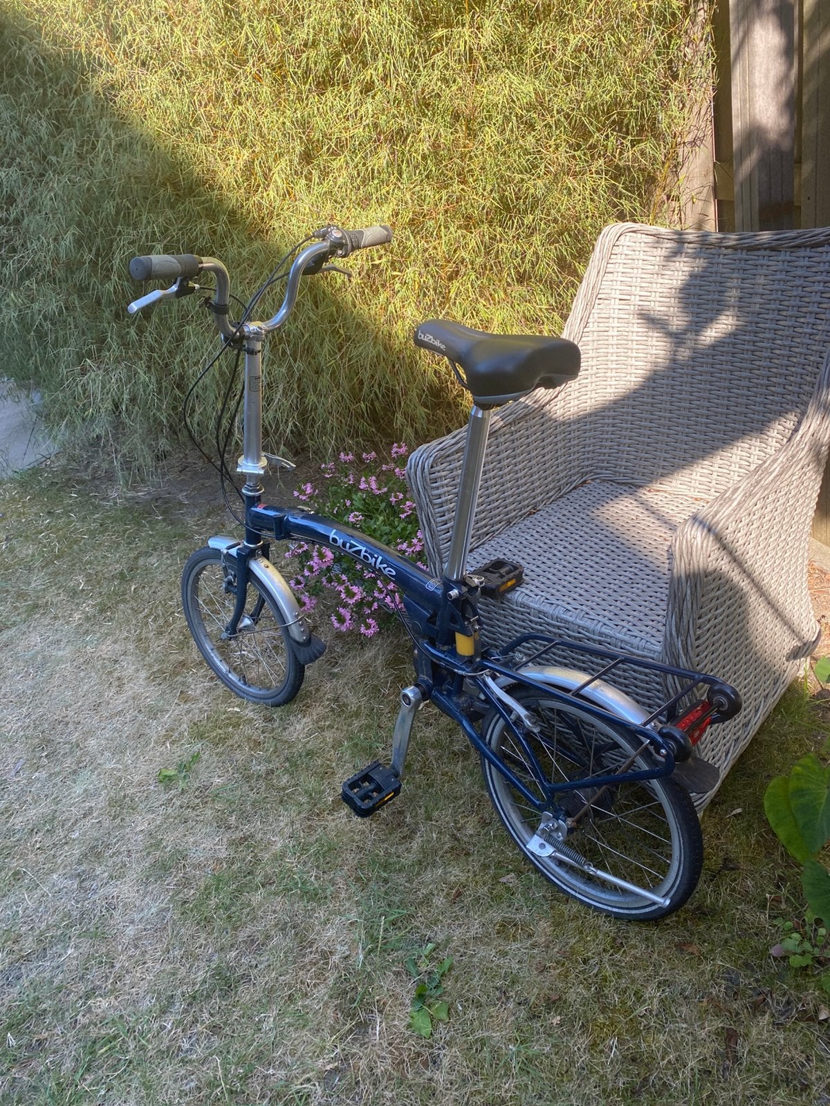 Buzbike volledig opvouwbaar fietsje, Fietsen en Brommers, Fietsen | Vouwfietsen, Ophalen, Gebruikt, Minder dan 14 inch, Velgrem