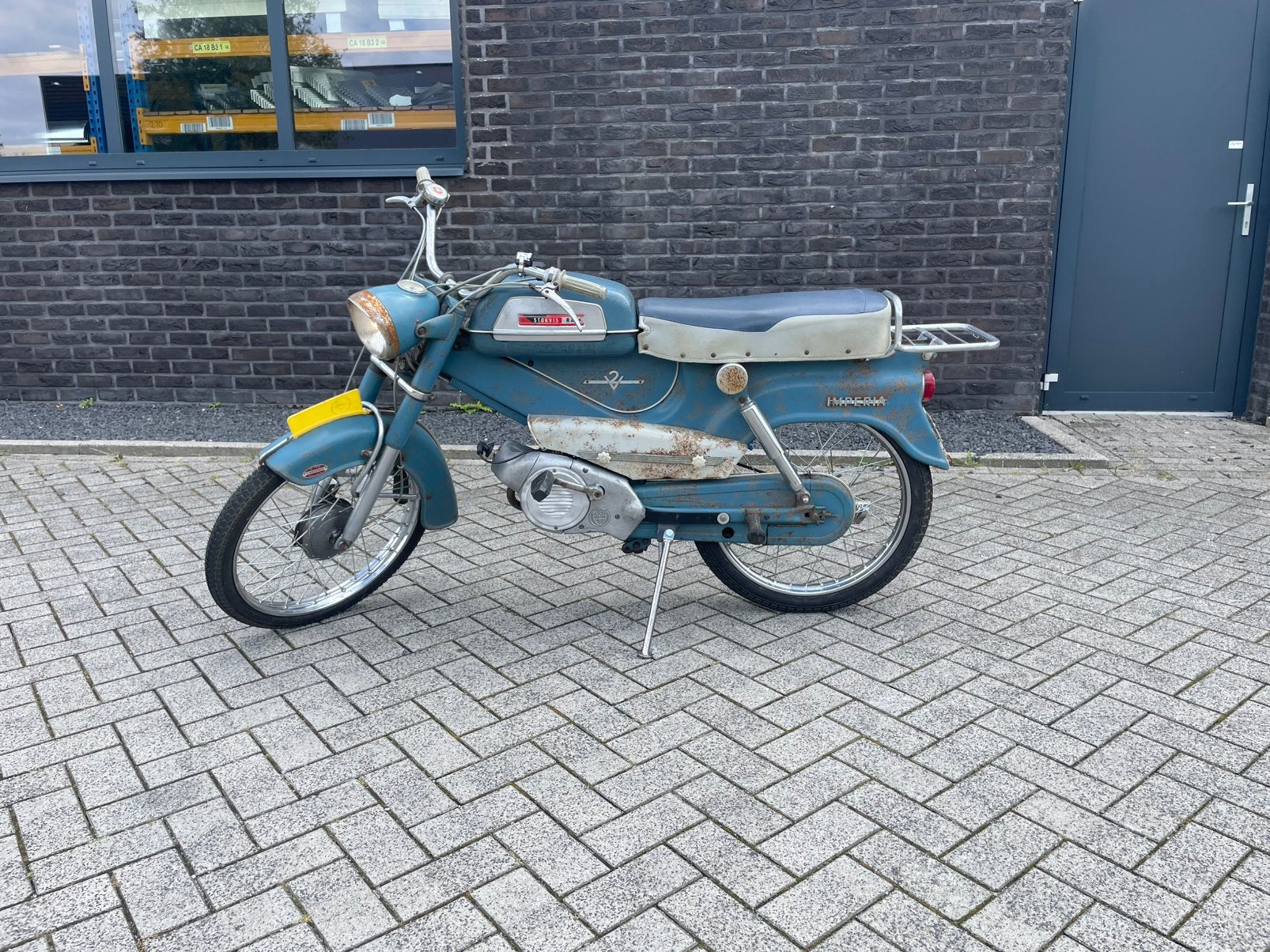 Stokvis rap imperial, Maximaal 45 km/u, 49 cc, 2 versnellingen, Ophalen