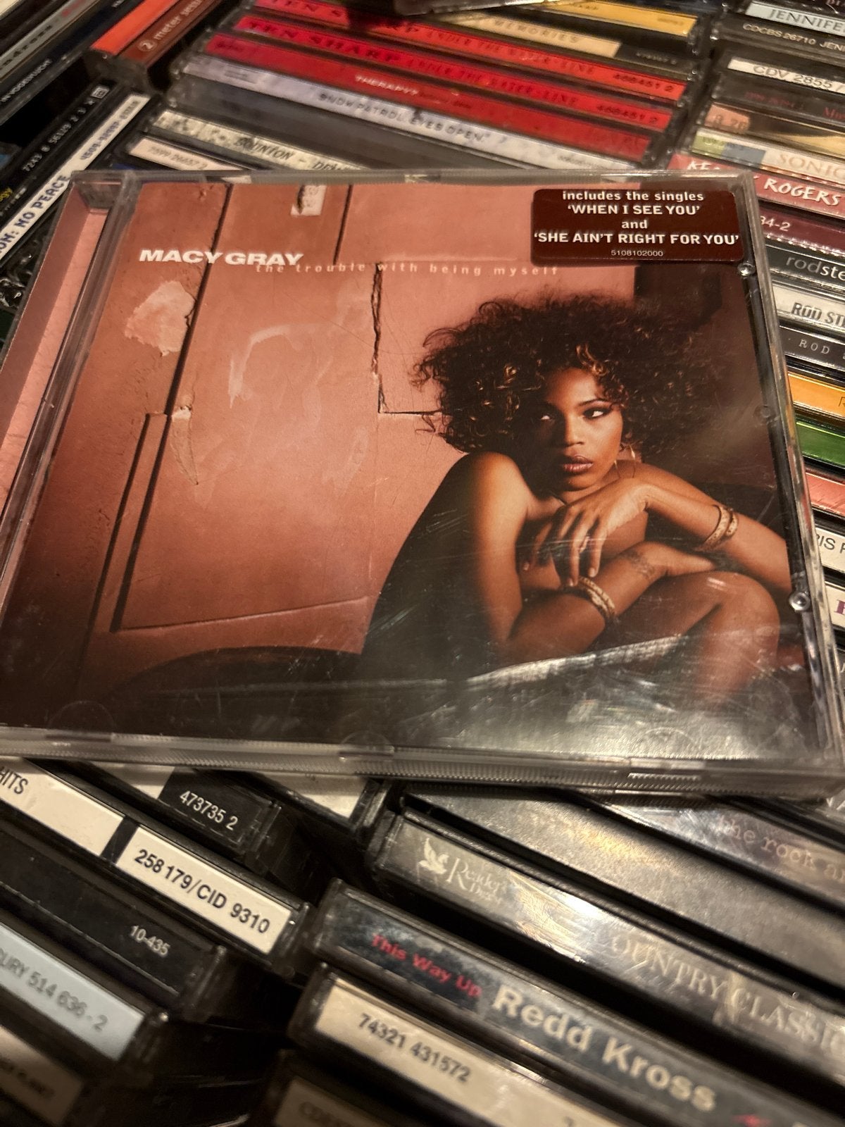 Macy Gray - The Trouble With Being Myself CD, Gebruikt, Pop, Ophalen of Verzenden, Inclusief boekje
