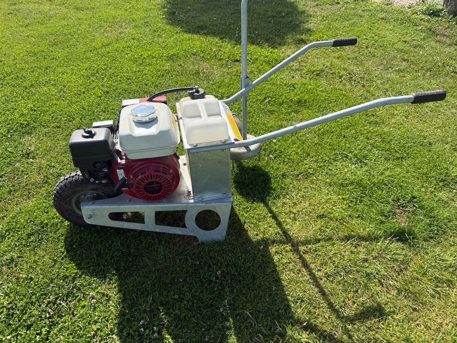MÄUKI Mäusevernichter Model GX 200 - Nieuwstaat, Tuin en Terras, Ophalen, Zo goed als nieuw, Benzine