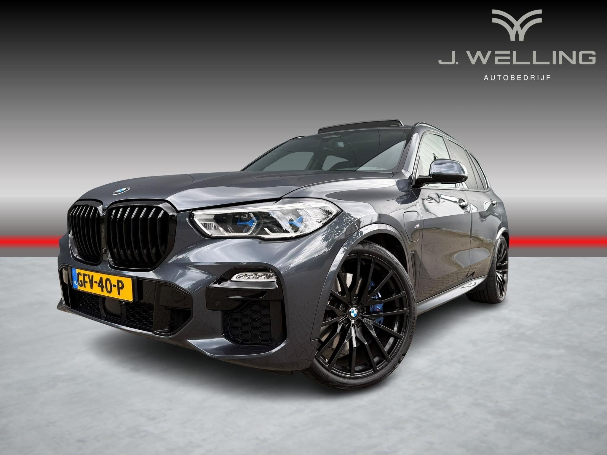 BMW X5 xDrive45e M-sport / pano / tr.hk / massage / H&K, Lichtsensor, Gebruikt, 394 pk, Vierwielaandrijving