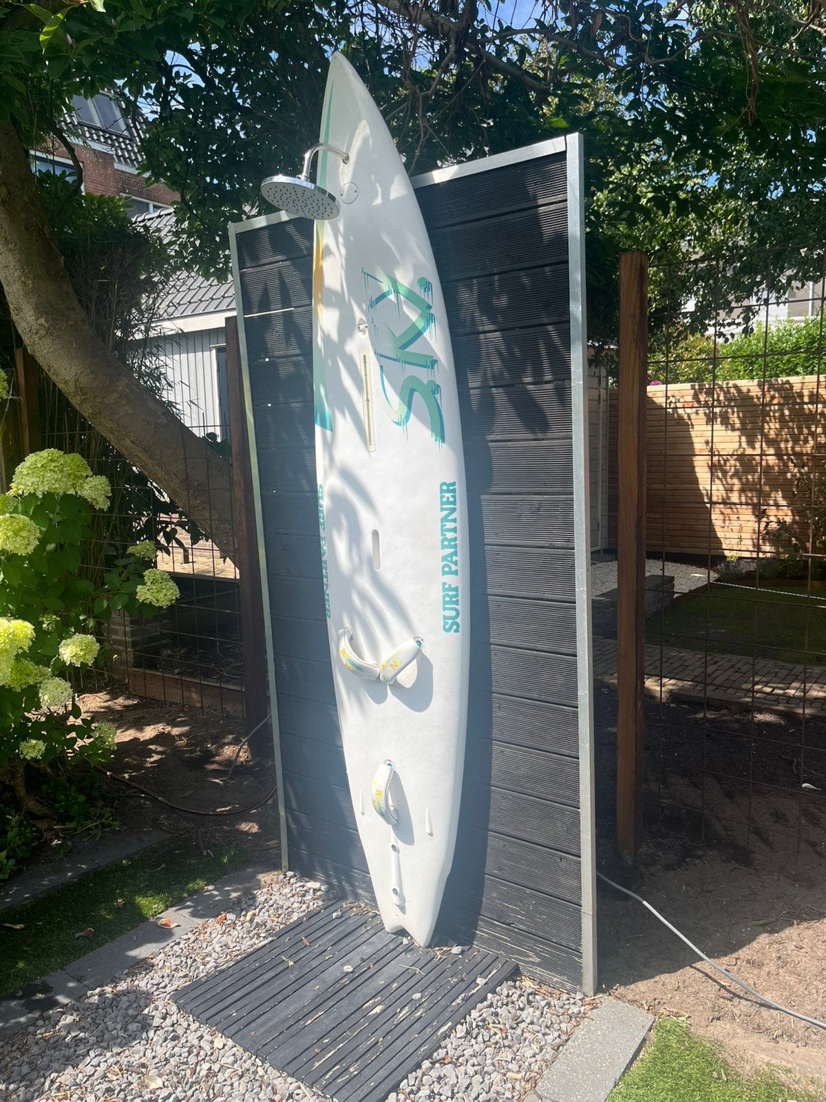 Buitendouche surfplank, Ophalen, Zo goed als nieuw