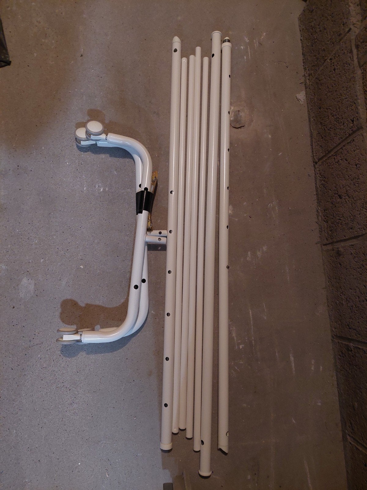 Ikea Rigga clothing rack, Ophalen, Met wielen, Gebruikt