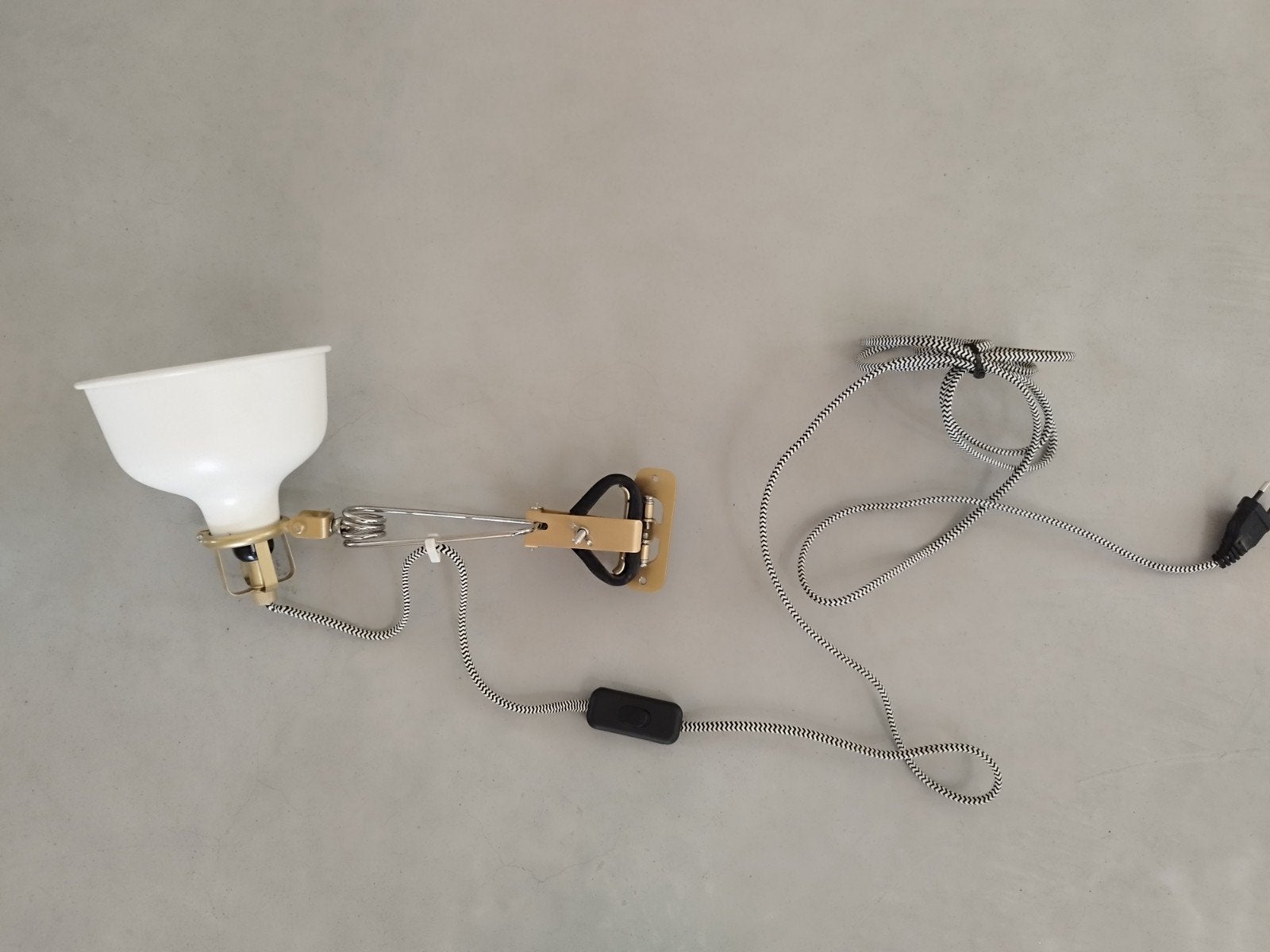 IKEA Ranarp Wand-/Klemspot - Ecru/Wit, Huis en Inrichting, Lampen | Wandlampen, Gebruikt, IKEA, E14 (klein), Met schakelaar