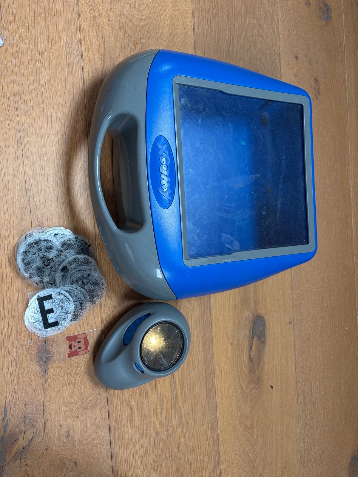 Xoomy tekentafel met projector en tekenschijfjes, Ophalen, Gebruikt, Knutselen, Met licht