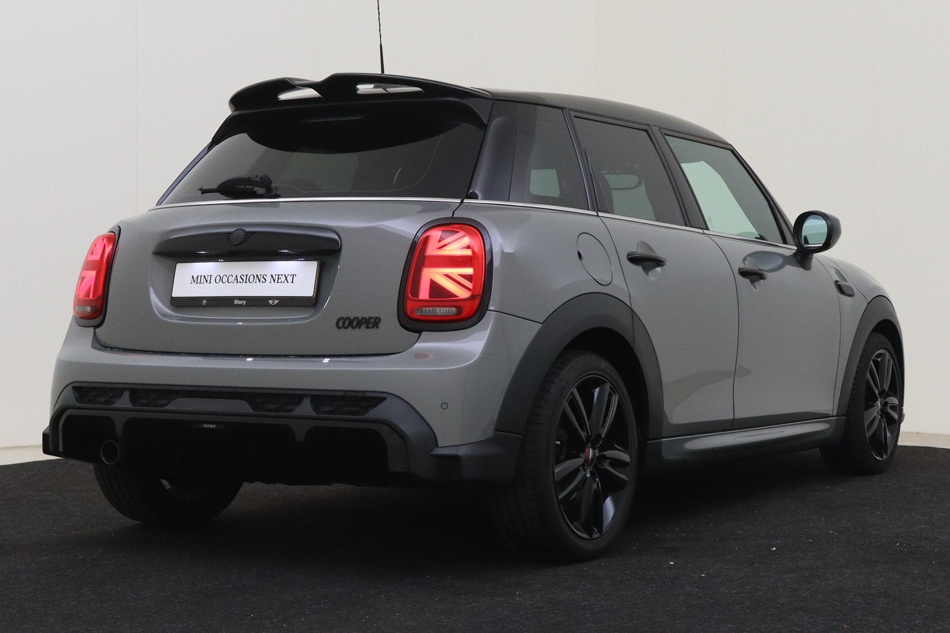 MINI Hatchback Cooper John Cooper Works / JCW Sportstoel / A, Auto's, 136 pk, Met garantie (alle), Leder en Stof, Origineel Nederlands