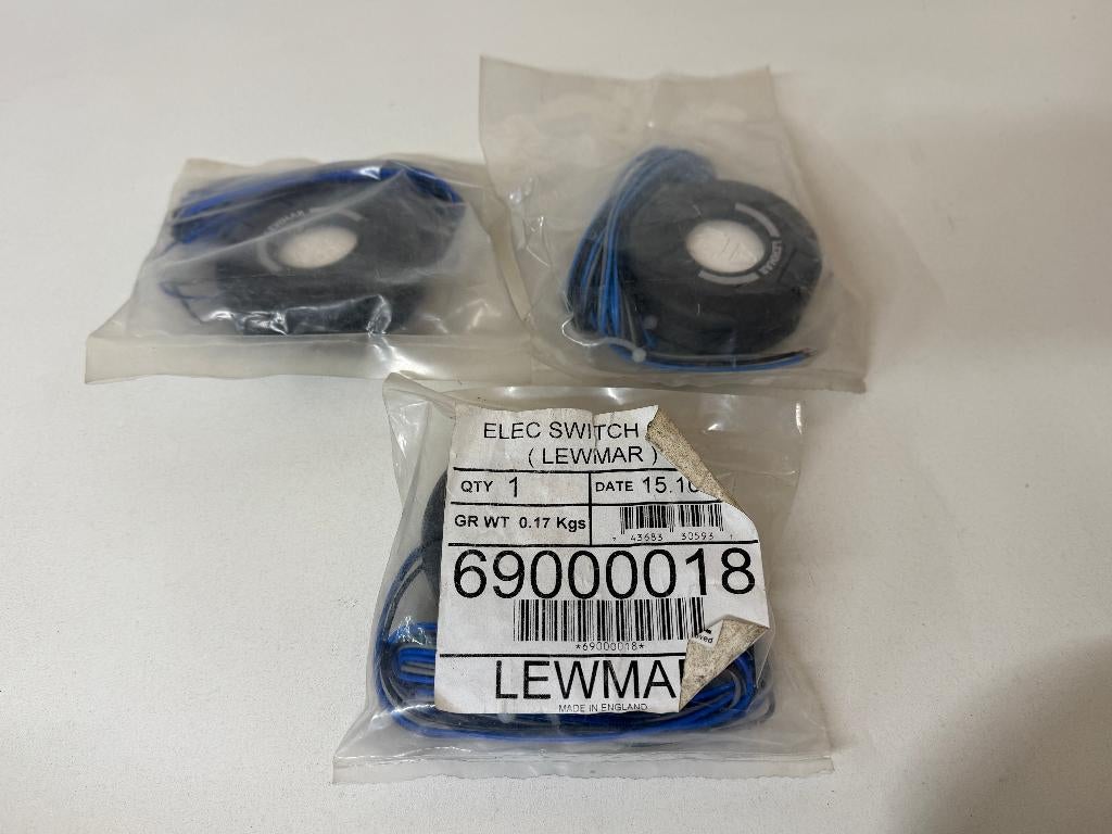 Lewmar voetschakelaar 69000018, Watersport en Boten, Accessoires en Onderhoud, Nieuw, Overige typen, Ophalen of Verzenden
