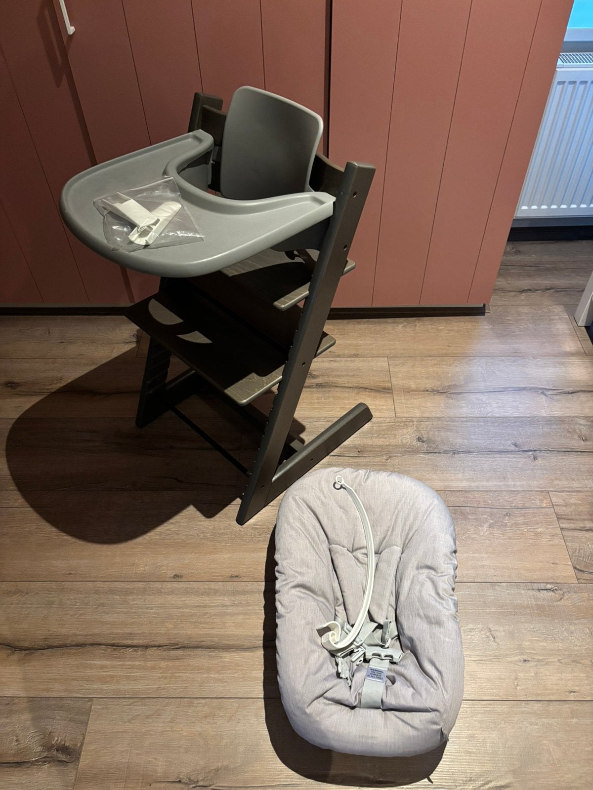 Stokke tripp trapp hazy grey complete set, Ophalen, Zo goed als nieuw, Meegroeistoel