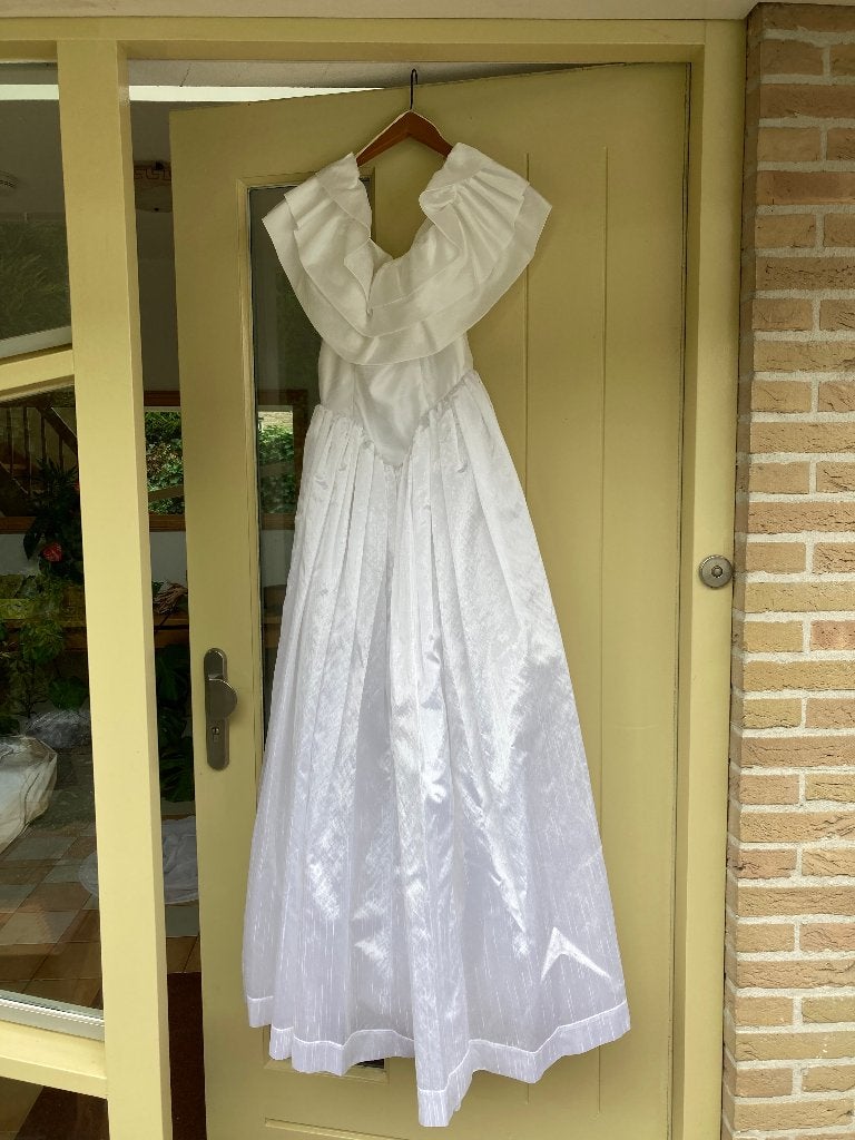 Witte trouwjurk maat 38, Ophalen, Gedragen, Wit, Trouwjurk