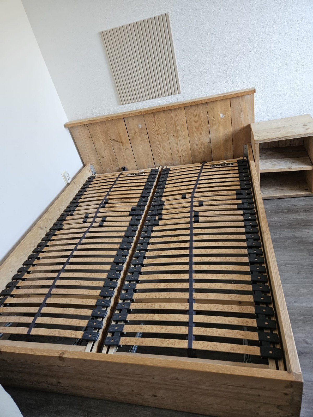 Tweepersoonsbed van stijgerhout met lattenbodems, Ophalen, Bruin, Rustiek, Tweepersoons