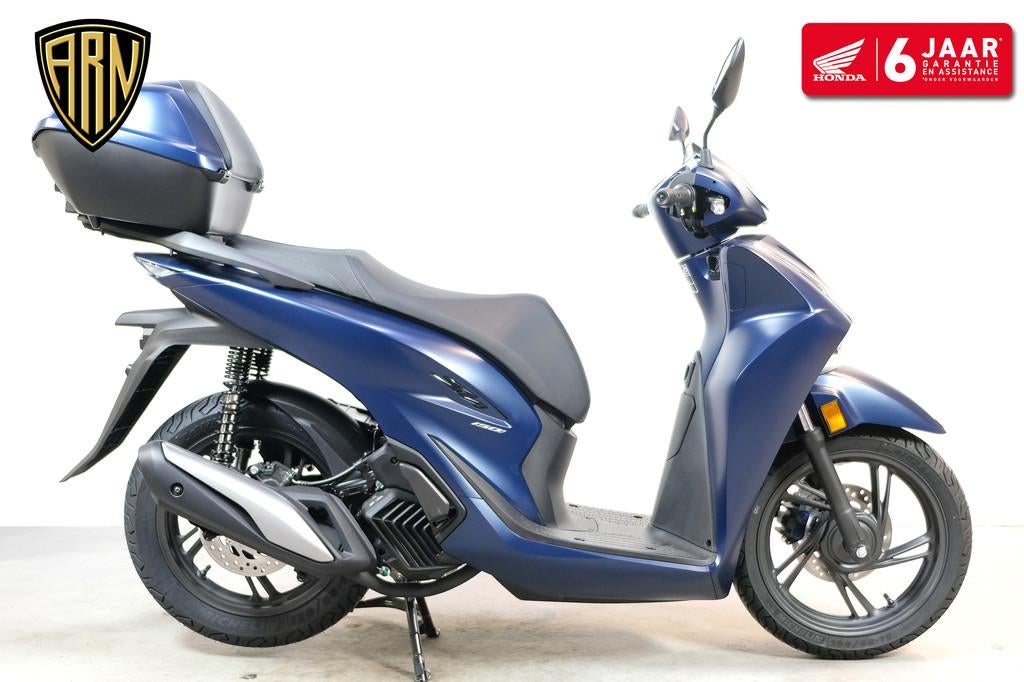 Honda SH 150 I Top Box (bj 2026), Motoren, Bedrijf, LED Verlichting, Scooter