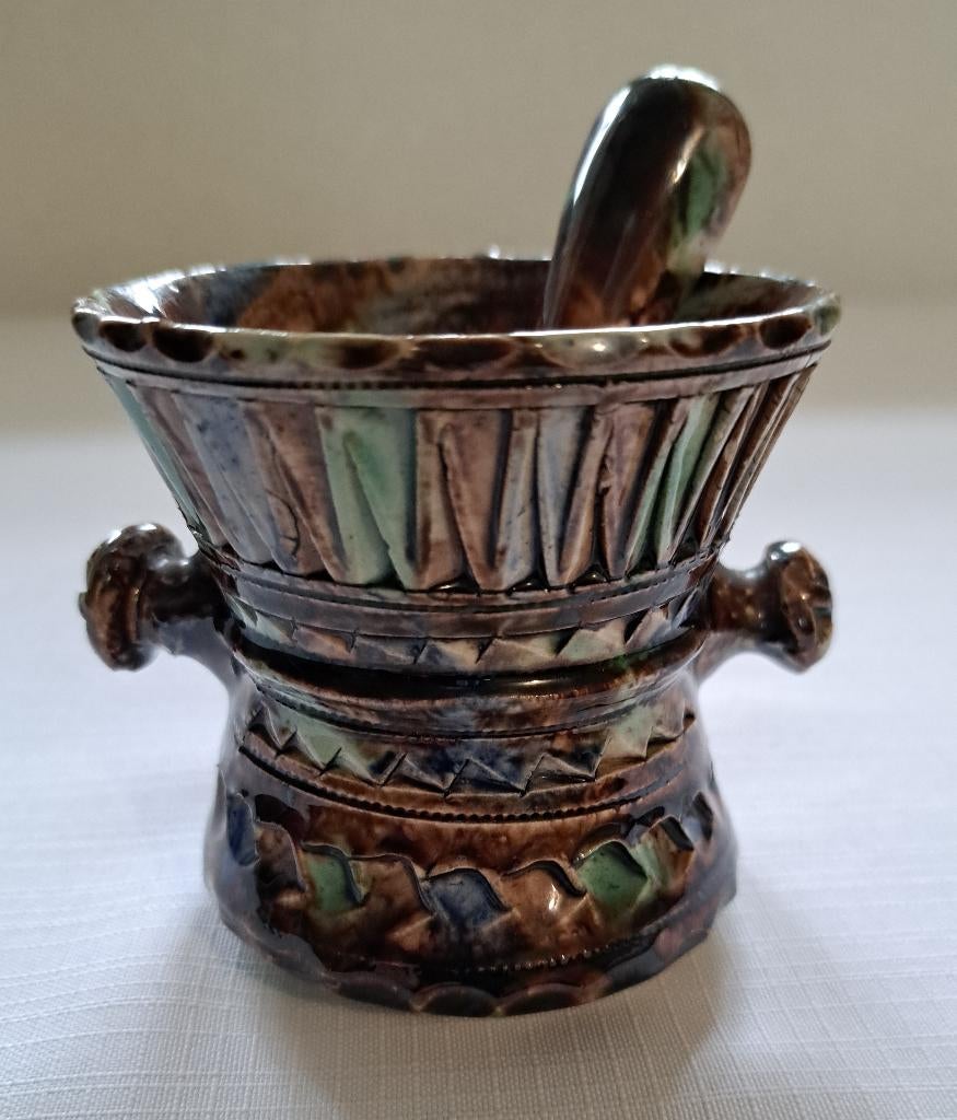 Oude friese kerfsnede aardewerk vijzel met stamper keramiek, Antiek en Kunst, Verzenden