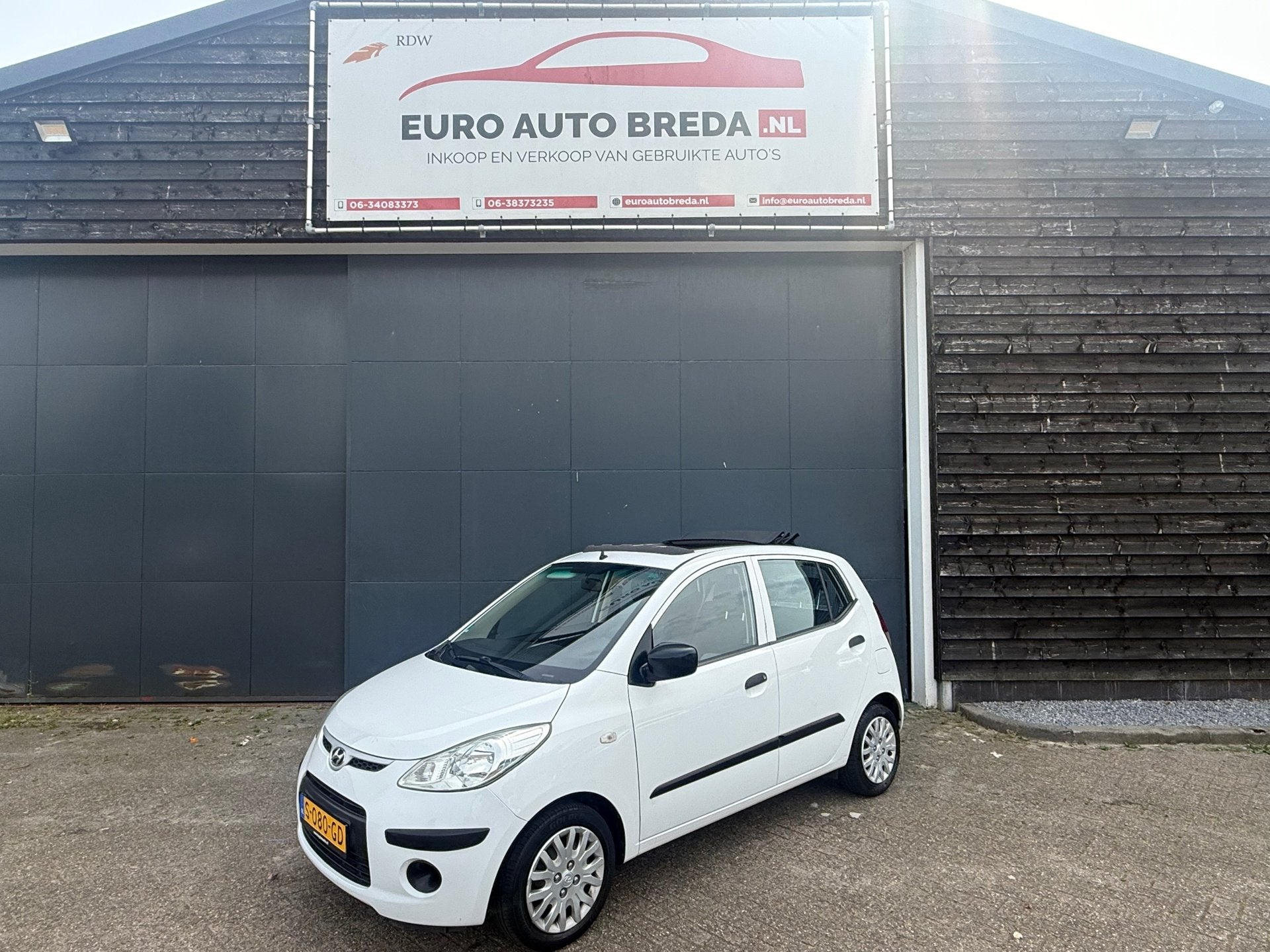 Hyundai I10 1.1 i-Catcher, Voorwielaandrijving, Gebruikt, 31 €/maand, 4 cilinders