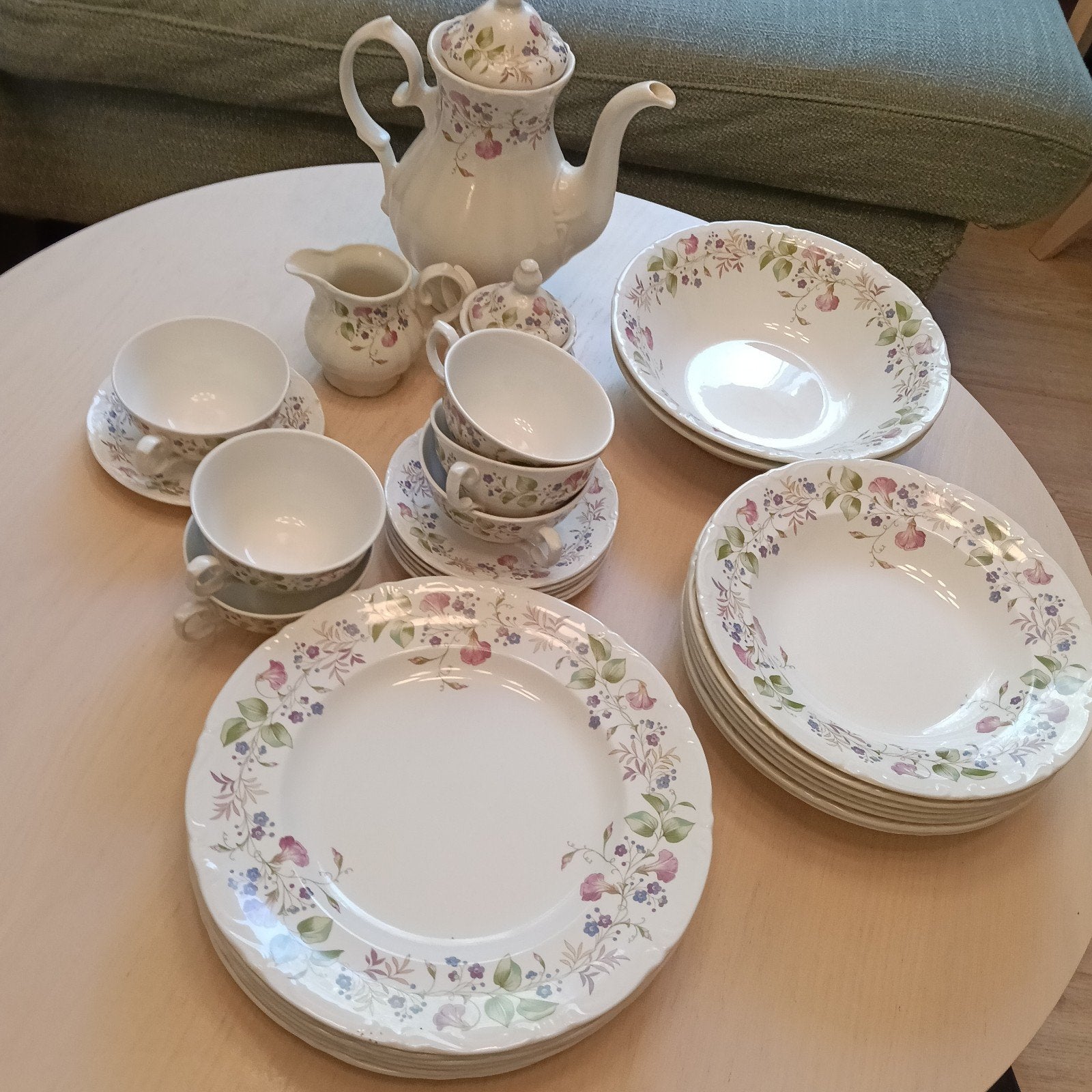 Vintage Pontesa Chinamoda Porcelain Servies met Bloemenmotie, Huis en Inrichting, Ophalen, Gebruikt, Overige merken, Keramiek