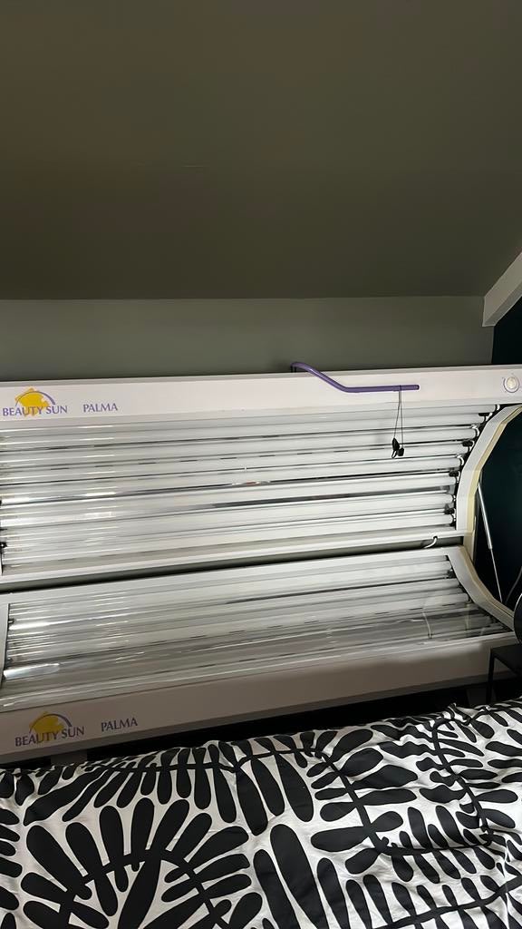 Zonnebank, Ophalen, Zo goed als nieuw, Zonnebank dubbelzijdig, 15 lampen of meer