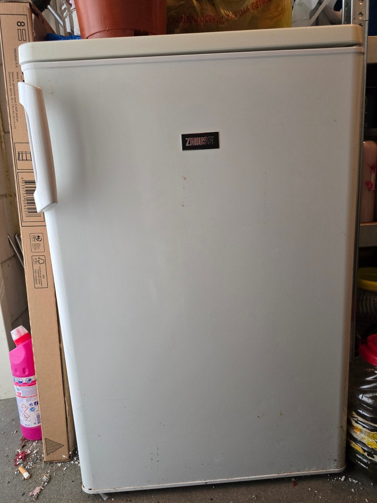 Zanussi tafelmodel koelkast met vriesvak, Witgoed en Apparatuur, Gebruikt, 75 tot 100 liter, 45 tot 60 cm, Met vriesvak