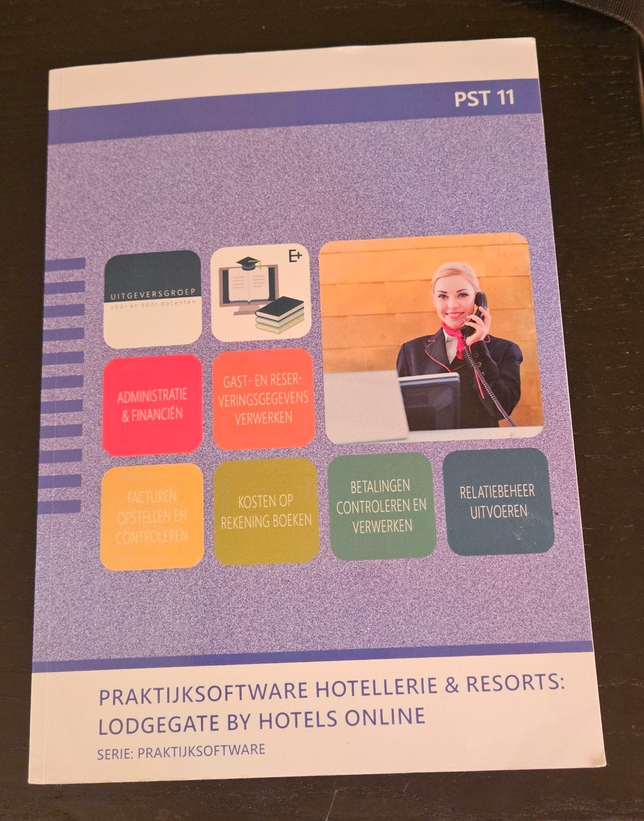 Praktijksoftware Hotellerie & Resorts, Ophalen of Verzenden, Gamma, Zo goed als nieuw, MBO