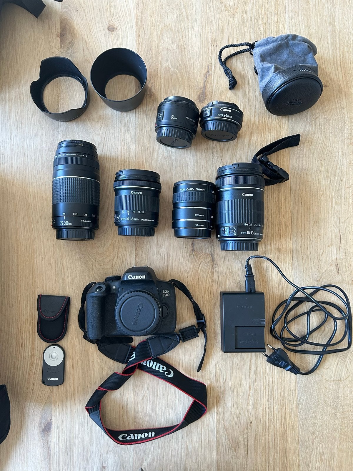 Canon EOS 750D complete set met 5 lenzen en accessoires, Ophalen, Gebruikt, Spiegelreflex, Canon