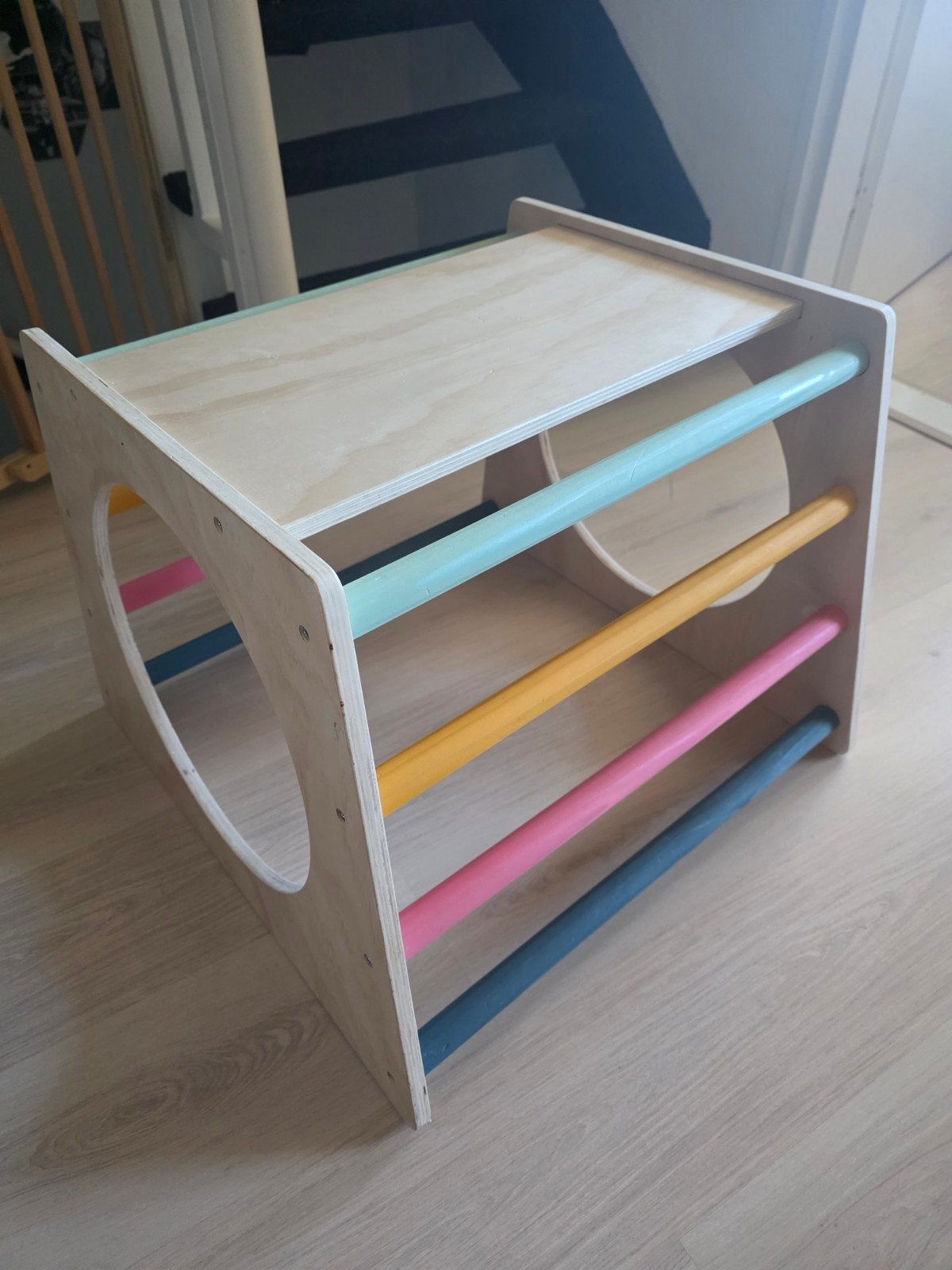 Houten speelrekje, zo goed als nieuw, Ophalen of Verzenden, Zo goed als nieuw, Jongen of Meisje