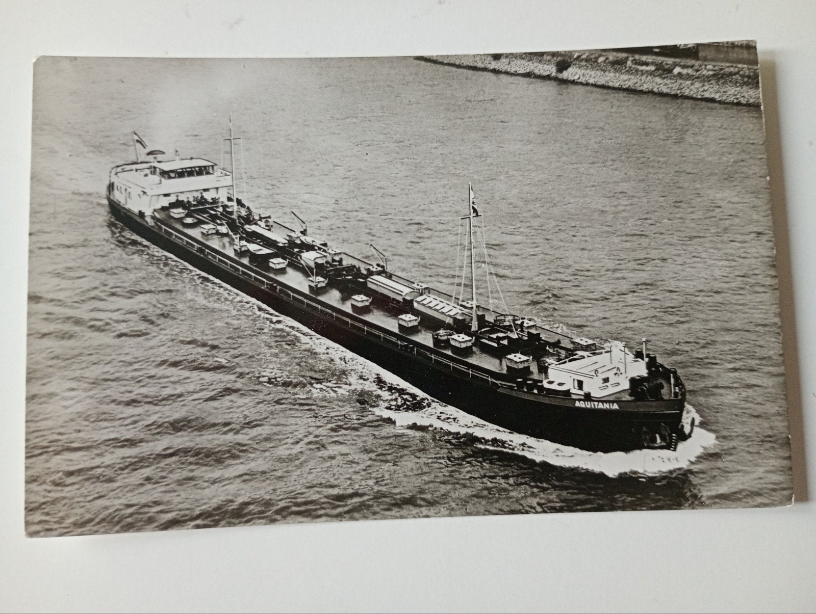 Scheepvaart Motortankschip Aquitania, Verzamelen, Ophalen of Verzenden, 1960 tot 1980, Ongelopen, Voertuig