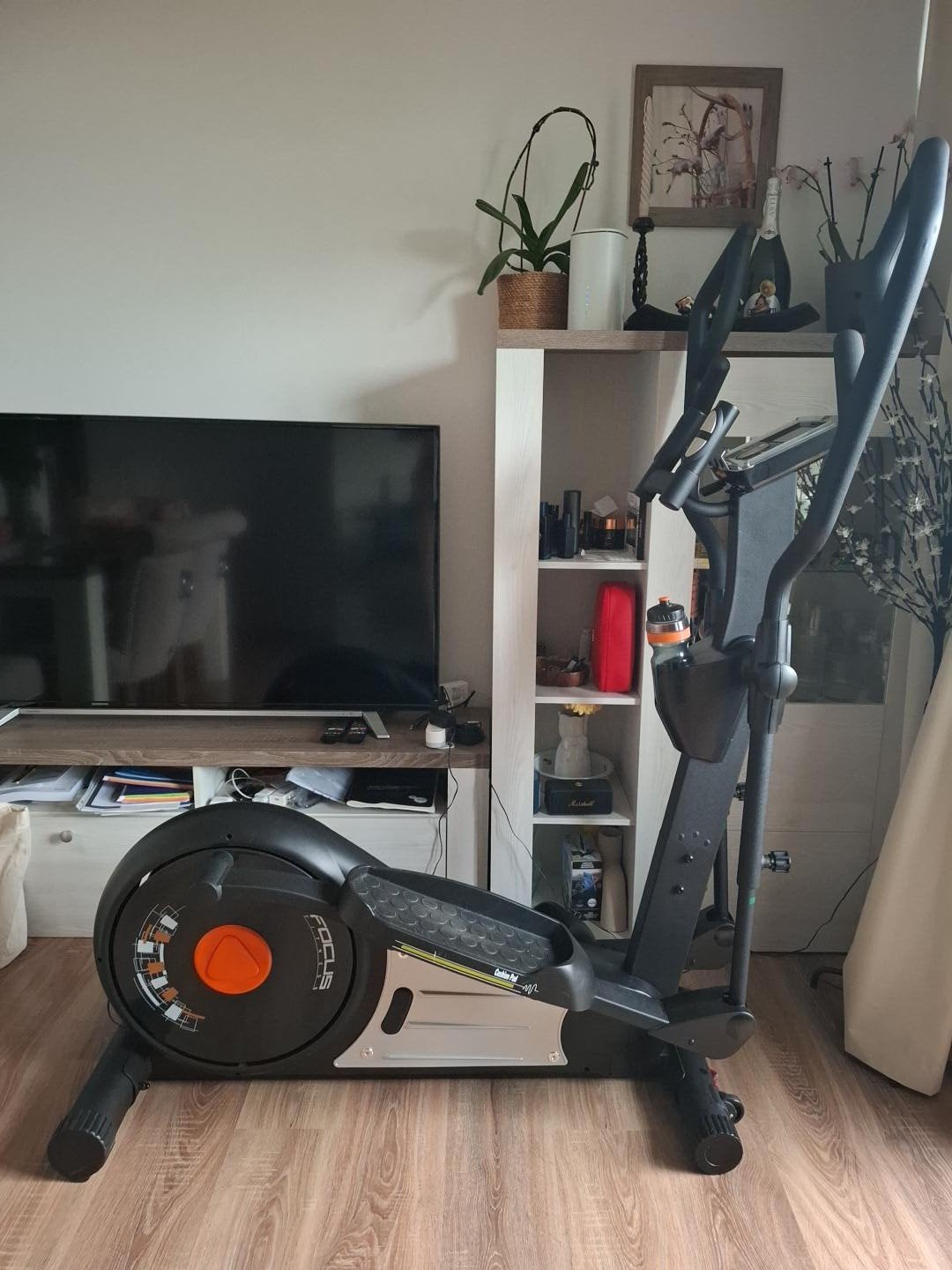 Foto 3 van Focus Fitness Fox 5 iPlus Crosstrainer – Zo goed als nieuw!